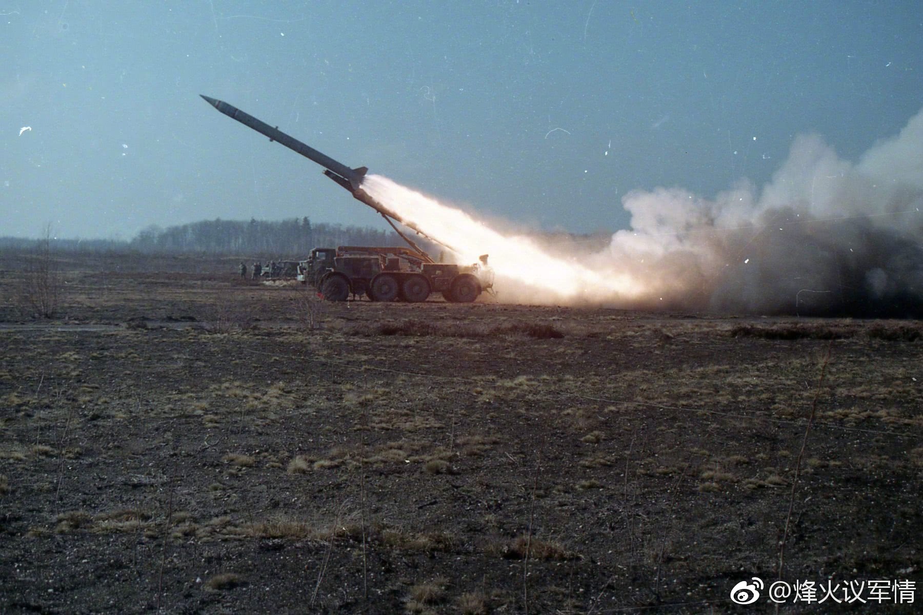 波兰导弹部队实弹发射"蛙"-7火箭彩色老照