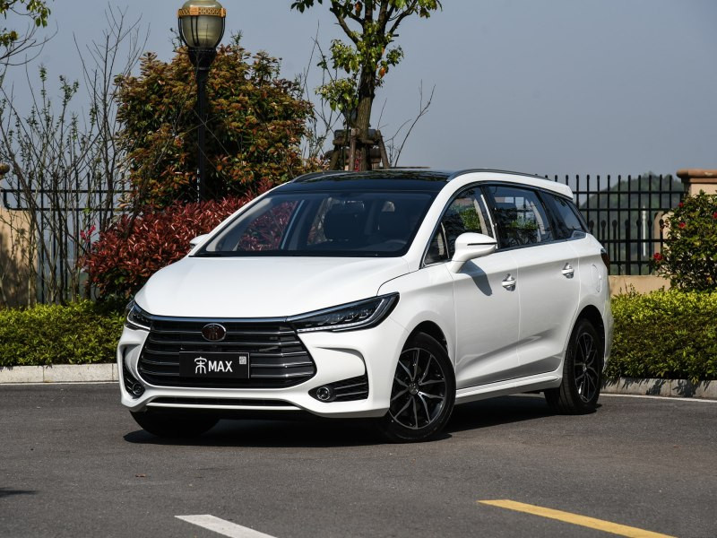 再也不怕年检,比亚迪宋max 6座版售7.99万起