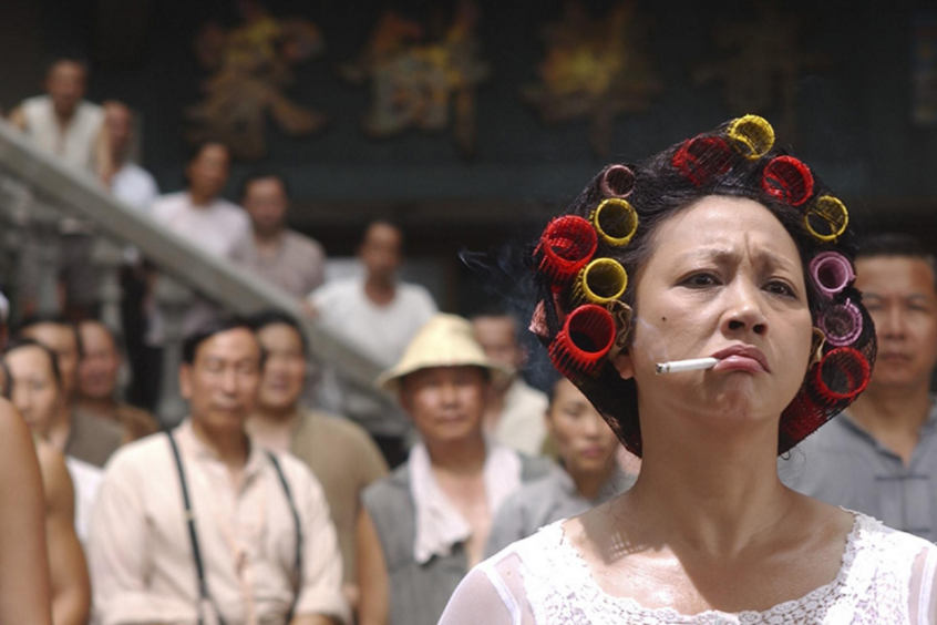 影视剧女星抽烟镜头对比刘诗诗不会抽烟最后一个经典了