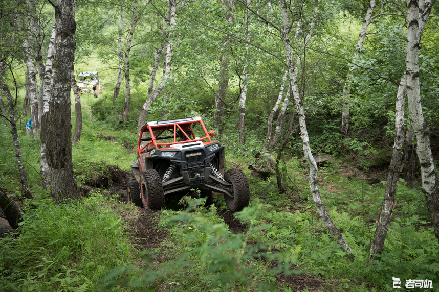 比牧马人,普拉多还强的越野利器 豁泥巴,穿丛林爽到飞起