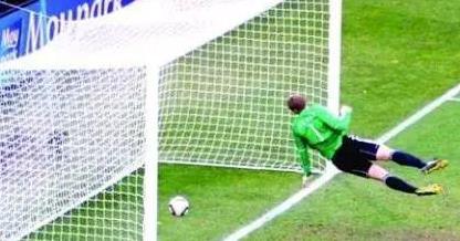 足球外围违法:当警察就像踢世界杯