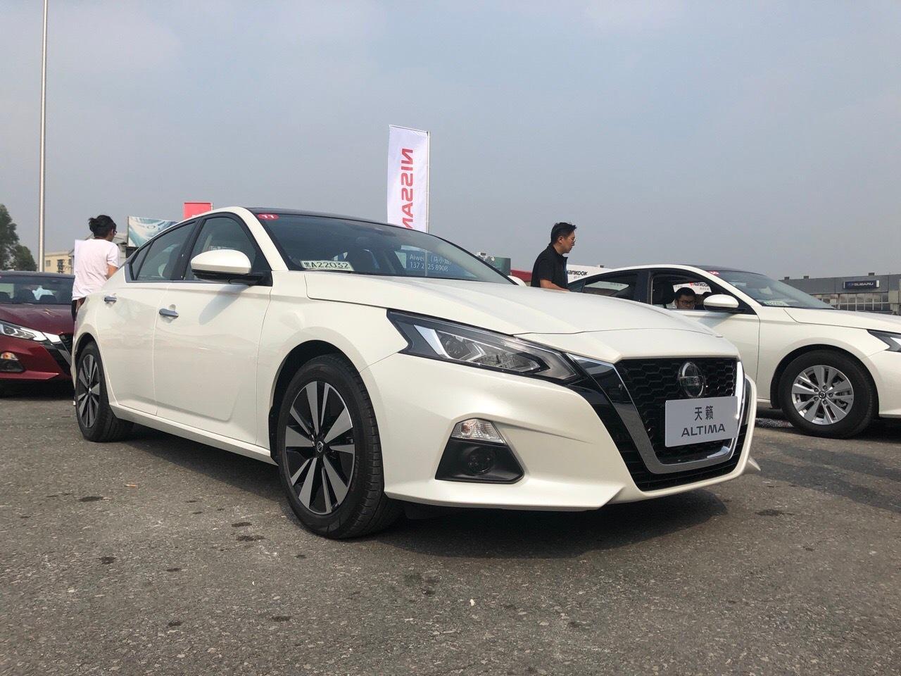 19款天籁实车现身, 比奥迪更美, 配英菲尼迪2.0t, 要逆袭?