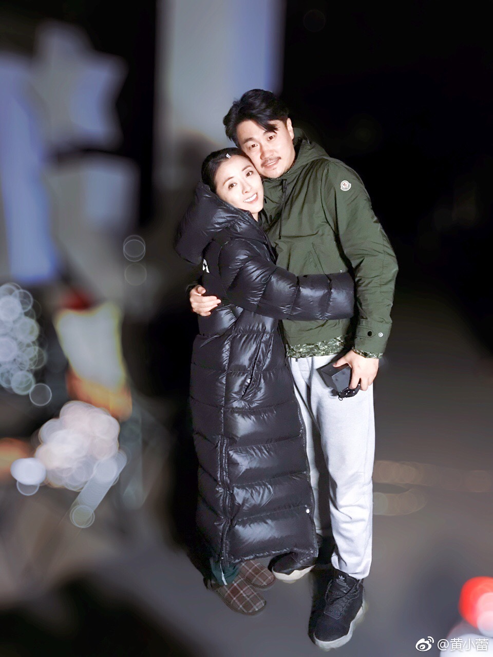 黄小蕾罕见晒女儿萌照,还夸老公刘磊有进步,一家三口同框好幸福