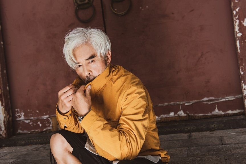 中国潮叔张双利初秋写真 热度不输小鲜肉