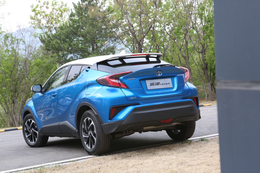 一汽丰田奕泽izoa开启预售外观炫酷6月正式上市