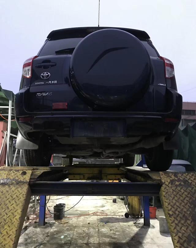 淘车作业帮二舅淘得丰田rav424自动四驱豪华版