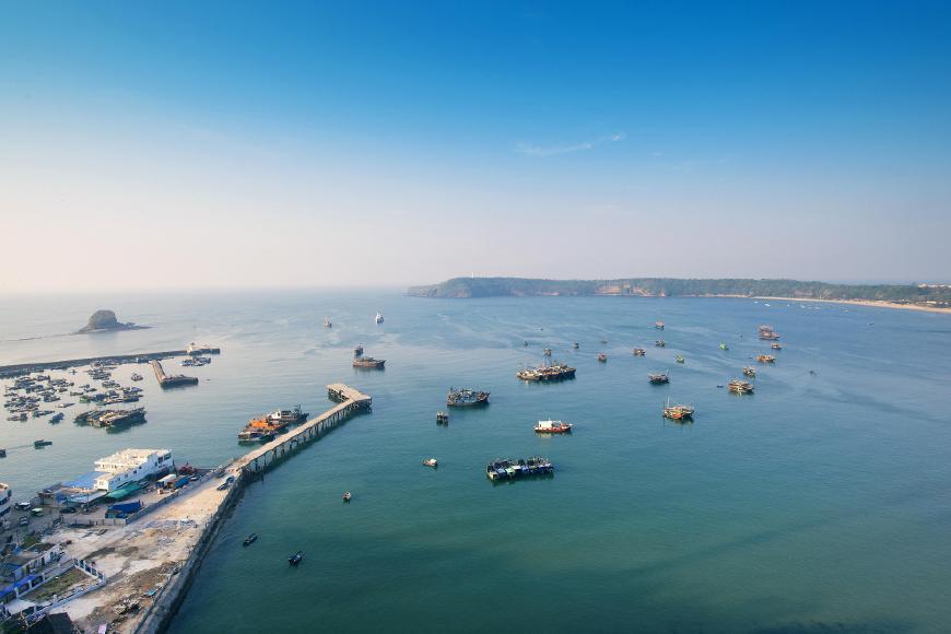 而北海中国最美的海滨城市之一,海洋资源,为中国"四大渔场"之一