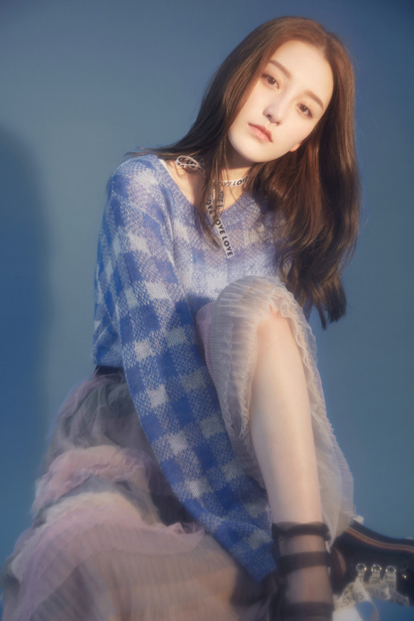 《宿醉姐妹团》定档3月28 拳击手张小野演员金尤美帅气