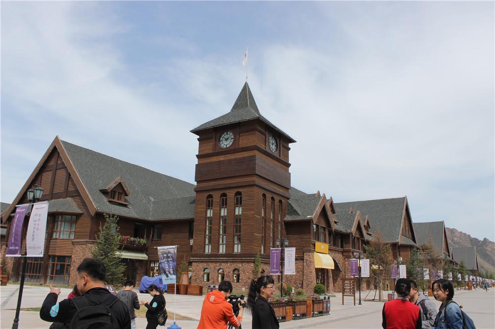 荣盛康旅在野三坡推出四季童话小镇引领旅居生活新时代