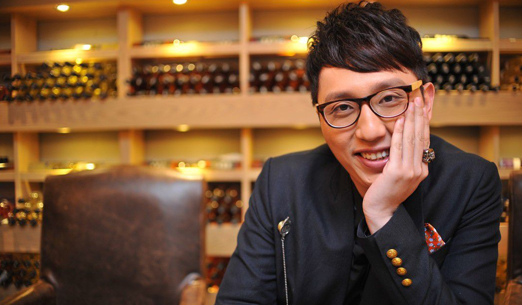 如今"胖到没脖子"