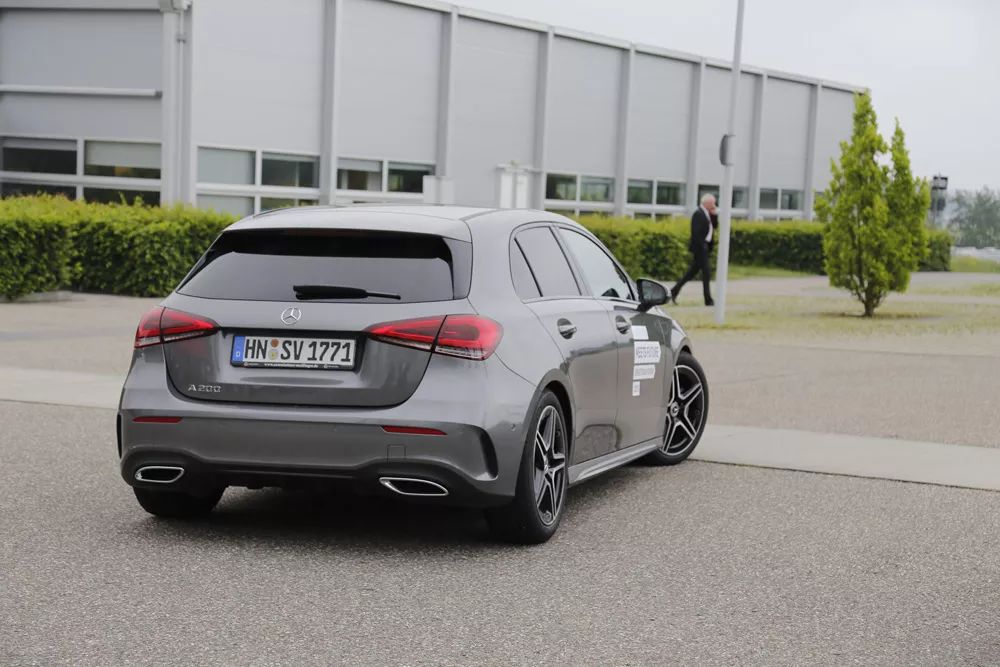 在德国我们开了奔驰新a级,还把它的格特拉克7dct300变速箱拆了