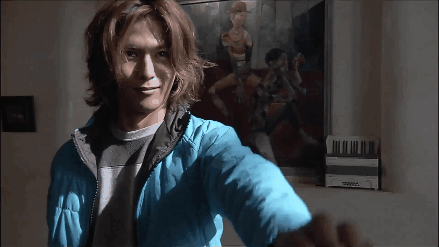 好吧,这第一个印入我脑海里逼格满满的反派假面骑士就是老谭(檀正宗)