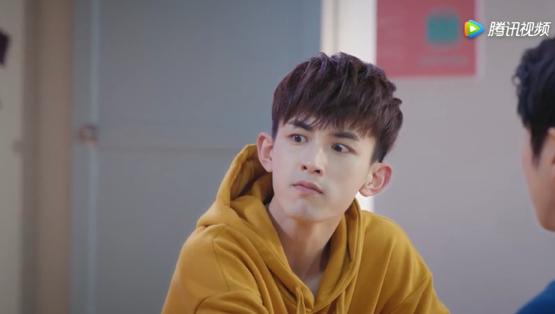 万年陈皮司徒枫,郭俊辰皮这一下很开心!