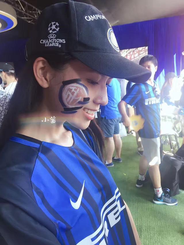 国际米兰110周年城市公益跑球迷专访:最美女内拉21