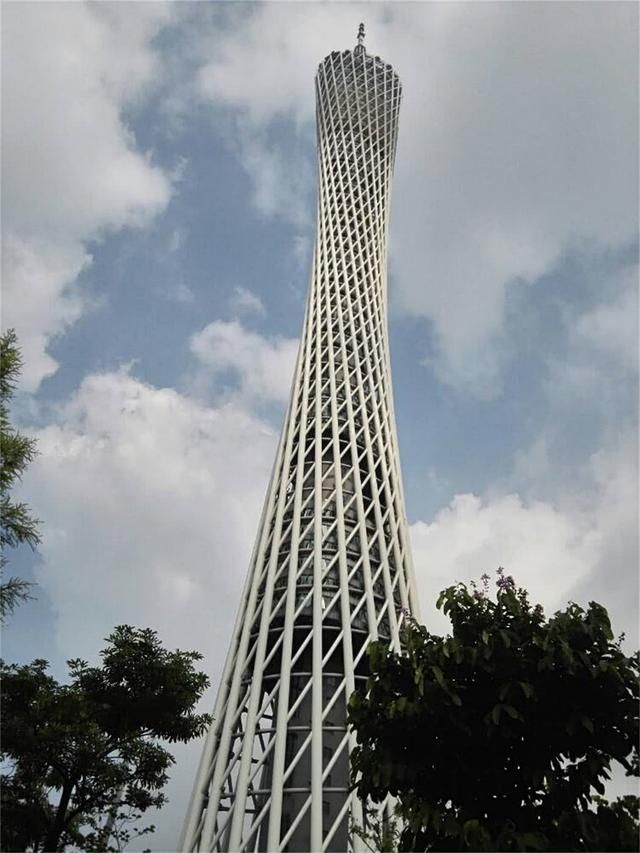 它是广州的代表景点,但是本地人几乎都不会去,专门坑外来游客