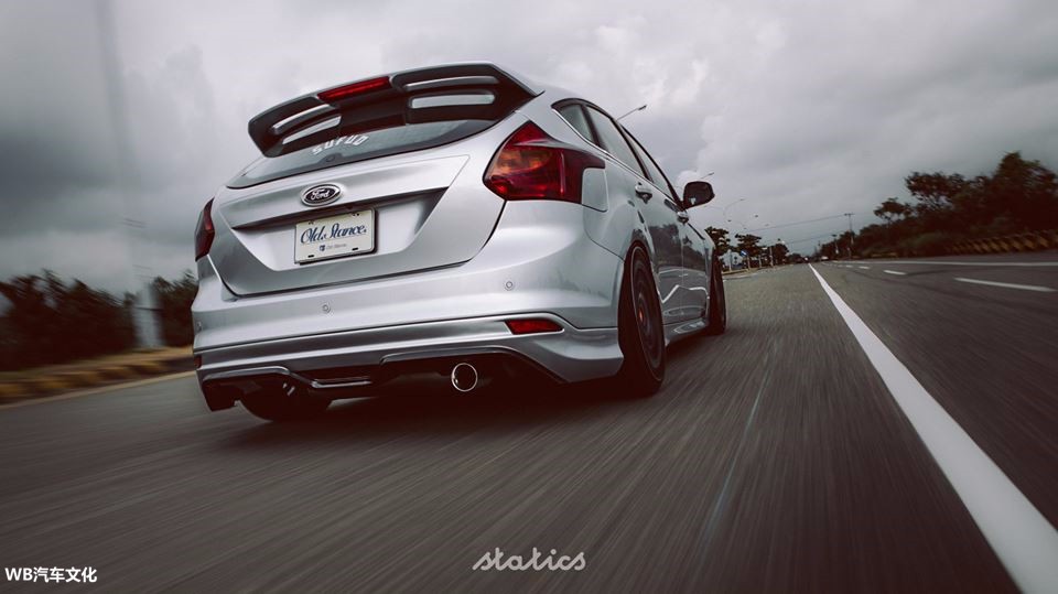 细腻的高度与角度改装车摄福克斯mk3