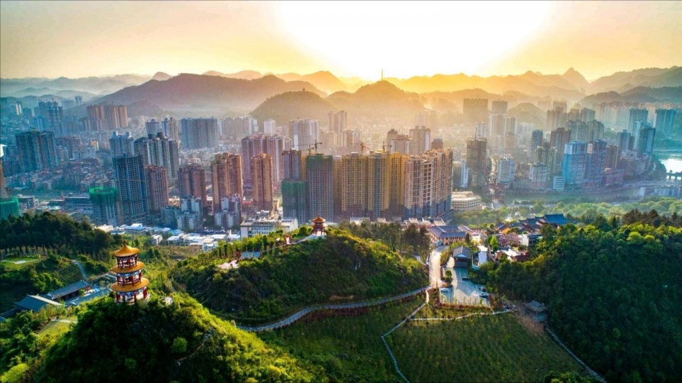 贵州都匀:一座古典美和现代美融合的城市,被誉为高原桥都