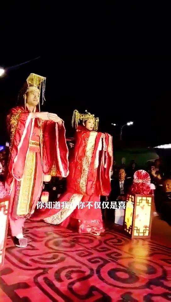 汉唐婚礼现场,中式婚礼果然仪式感满满啊!这样
