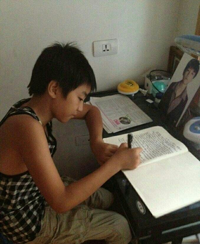 千玺有核桃,王俊凯有蚊香,王源最简单