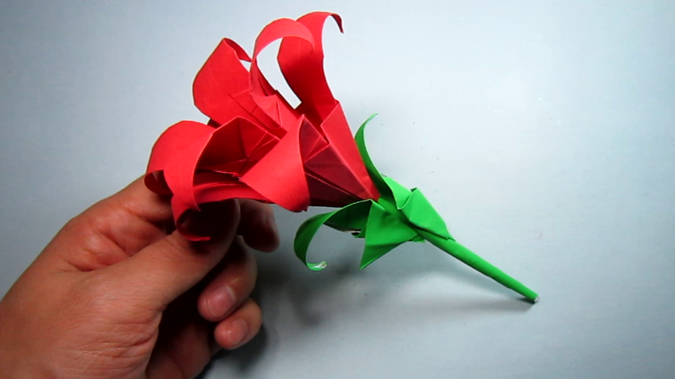 折纸大全简单又漂亮百合花,纸艺手工百合花的折法,简单易学