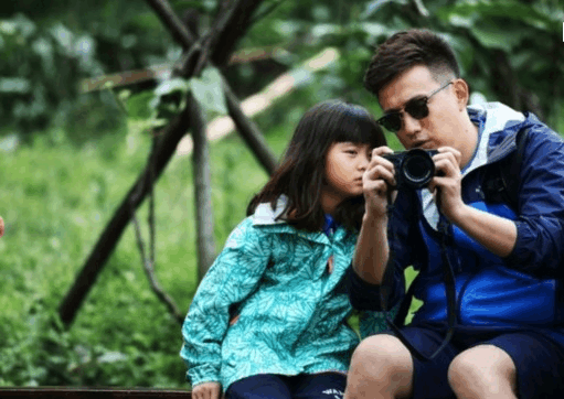 黄磊公开解释重男轻女传言,其实他很重女轻男