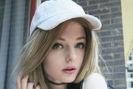 国外网红刷新你的世界观,见过这么美丽的眼睛吗