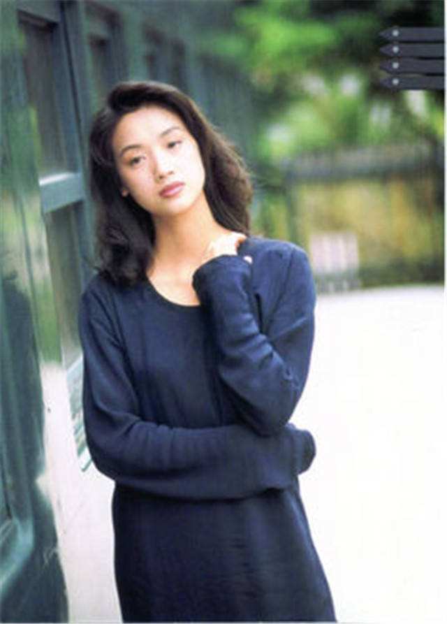 曾拒绝刘德华求婚,嫁平民丈夫却被家暴祸害,如今大哭坦言后悔了