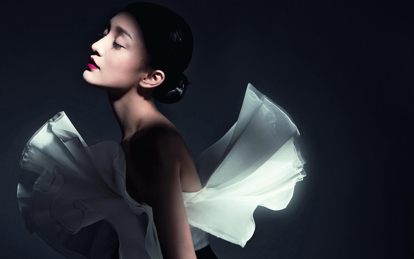 周迅粉丝为她操碎了心,因不想她接演阴阳师,求助网友手撕其公司