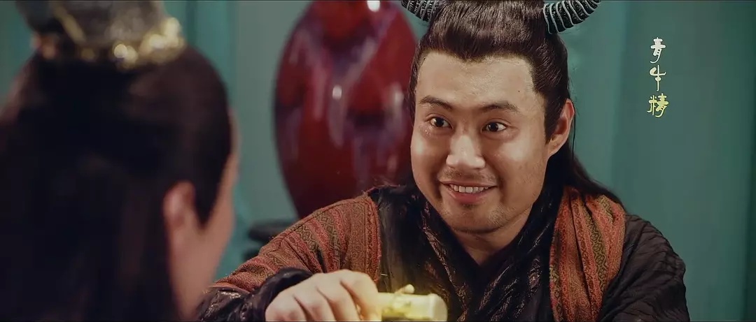 剧照看了简直辣眼睛