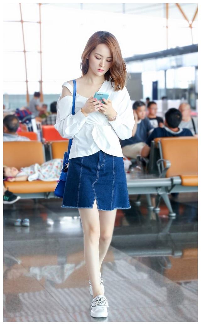 邓莎穿对了裙子气质太好了网友标准的辣妈