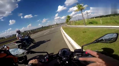 破200kmh!川崎Z650极速测试