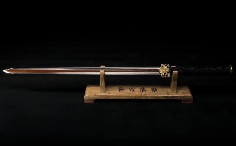 剑中邪器: 古代八大凶剑, 第八把剑气蔽日, 第一把天下闻名|剑气|欧冶子|吴王僚_新浪新闻