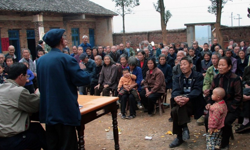 国家下重手严查农村村干部,但凡有这三件事,村民可直接举报!