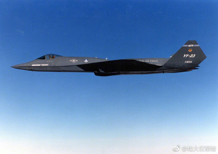 美国yf-23原型机