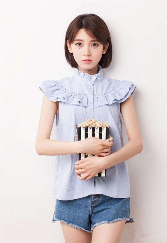 94年出生的新晋小花陈瑶,最新照片流出,一改往日风格颜值逆转