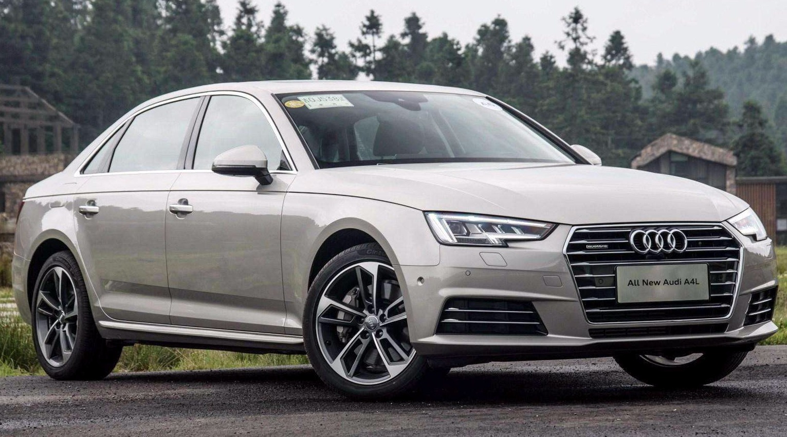 奥迪a4l狂降15万,次顶配价格不到25万,你会选它吗?