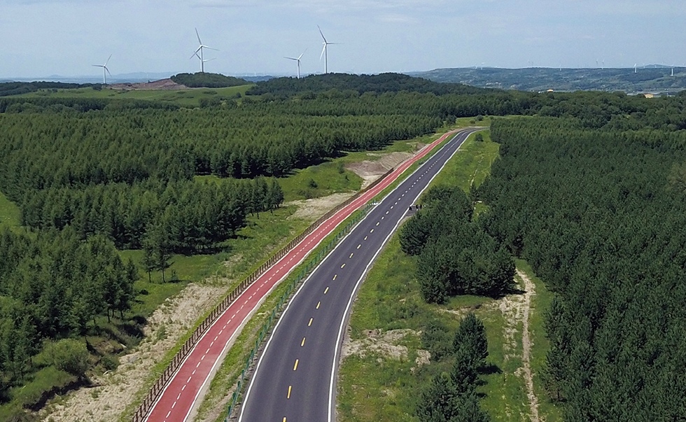 高颜值国家一号风景大道艳亮相承德,美景如画成避暑天堂