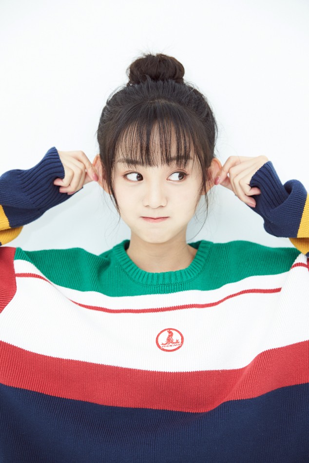 胡意旋冬日写真释出 鬼马少女萌趣表情吸睛