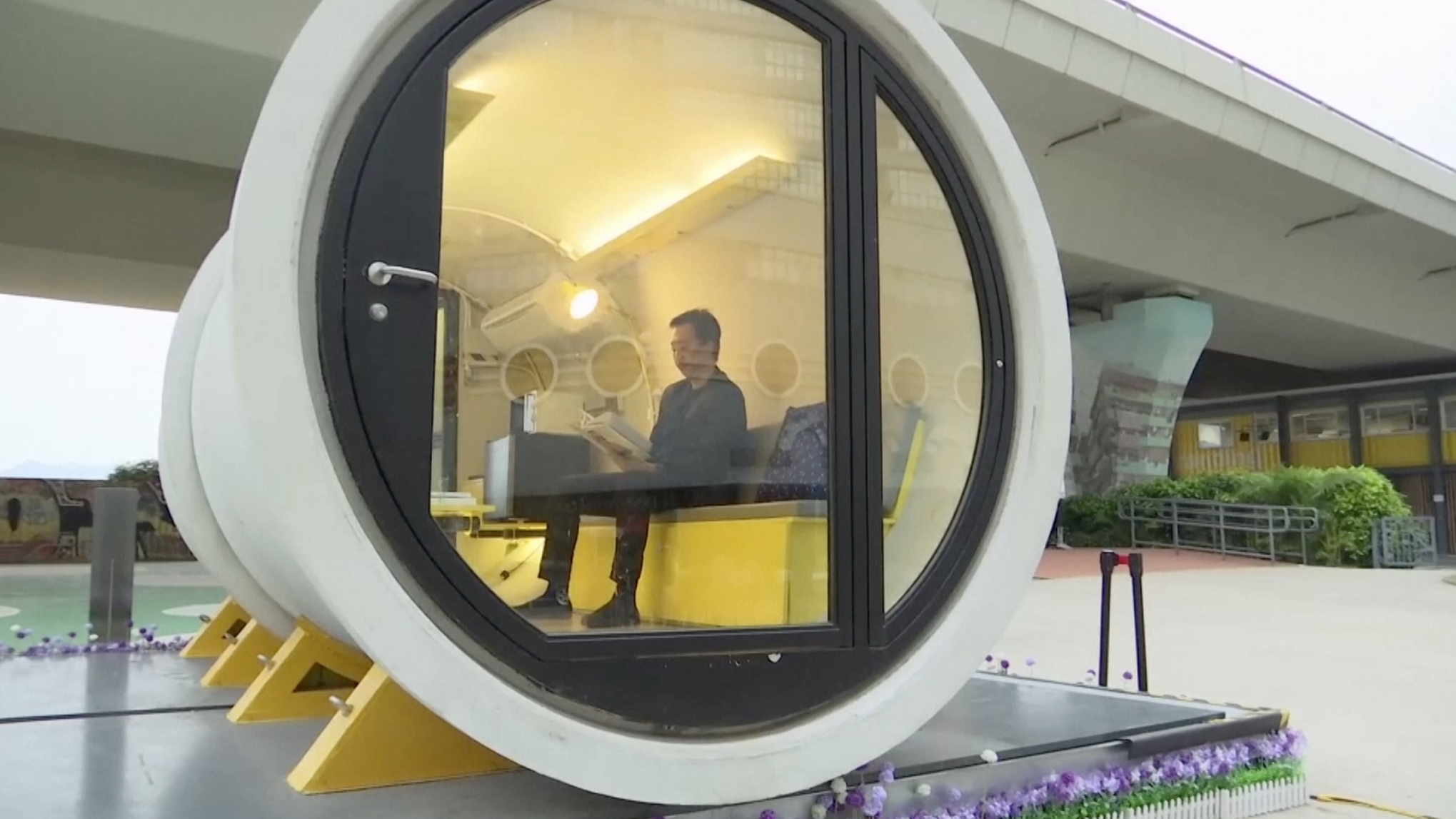 香港新现水泥管公寓 有效解决住房短缺问题