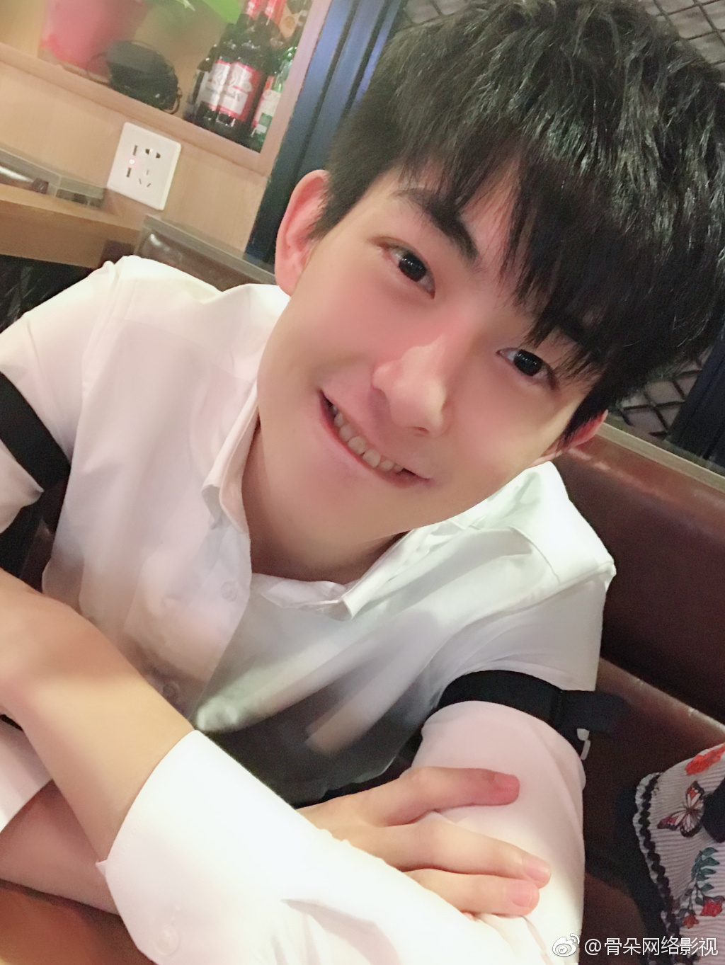 新剧动态|洪连城|黄子轩|肖茵_新浪新闻