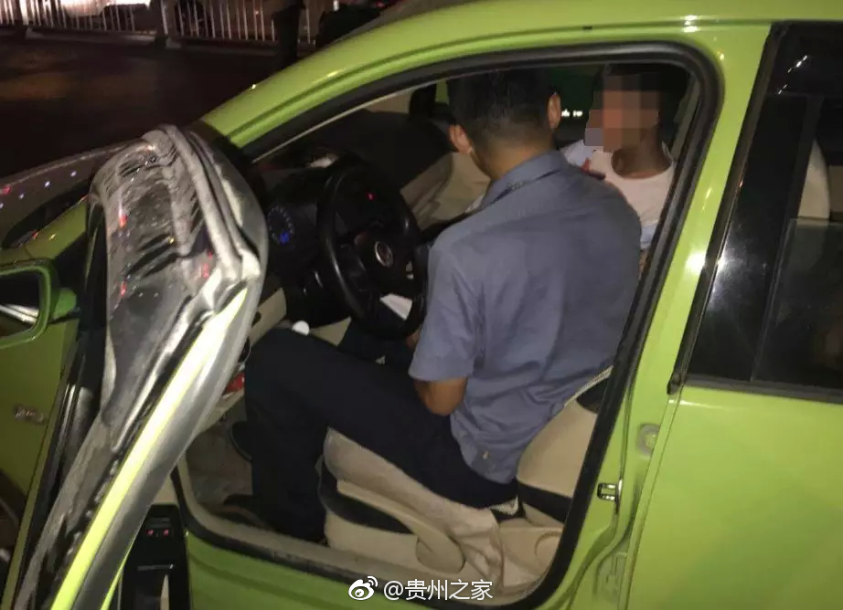 深夜带着老婆和婴儿坐黑车,这名贵阳男子心真大