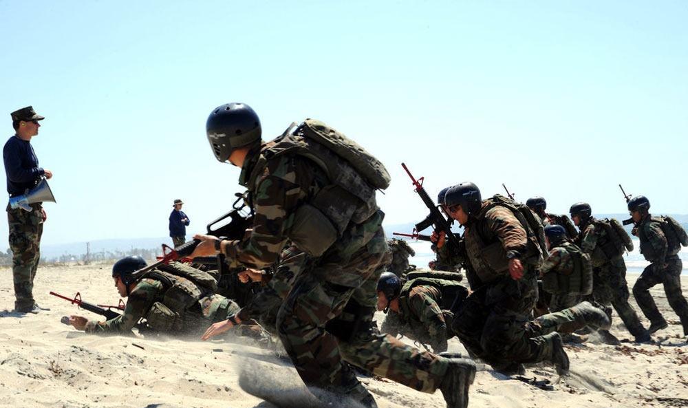 战争中在不用核武器的条件下,谁可同美国抗衡?答案让人自豪