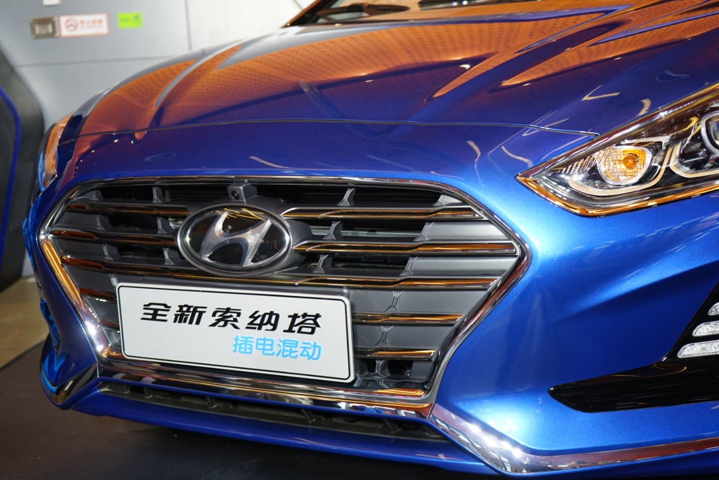 8月7日,北京现代首款插电混动车型索纳塔phev版本正式上市