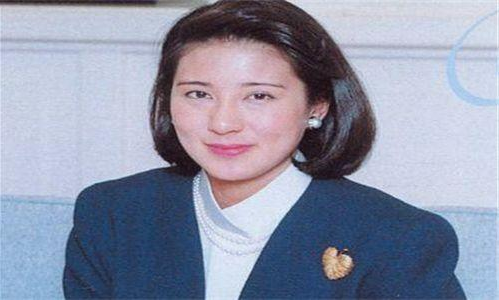 日本皇太子妃雅子,嫁入皇室的第一天起,她的人生就暗无天日