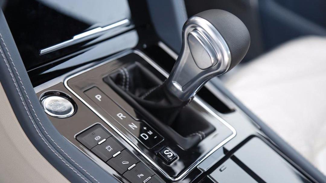 车子换挡有顿挫,用此方法轻松解决,很多车主不知道