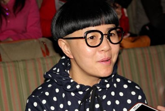 曾是《大风车》的主持人,老公居然是他,如今女儿美得不像话