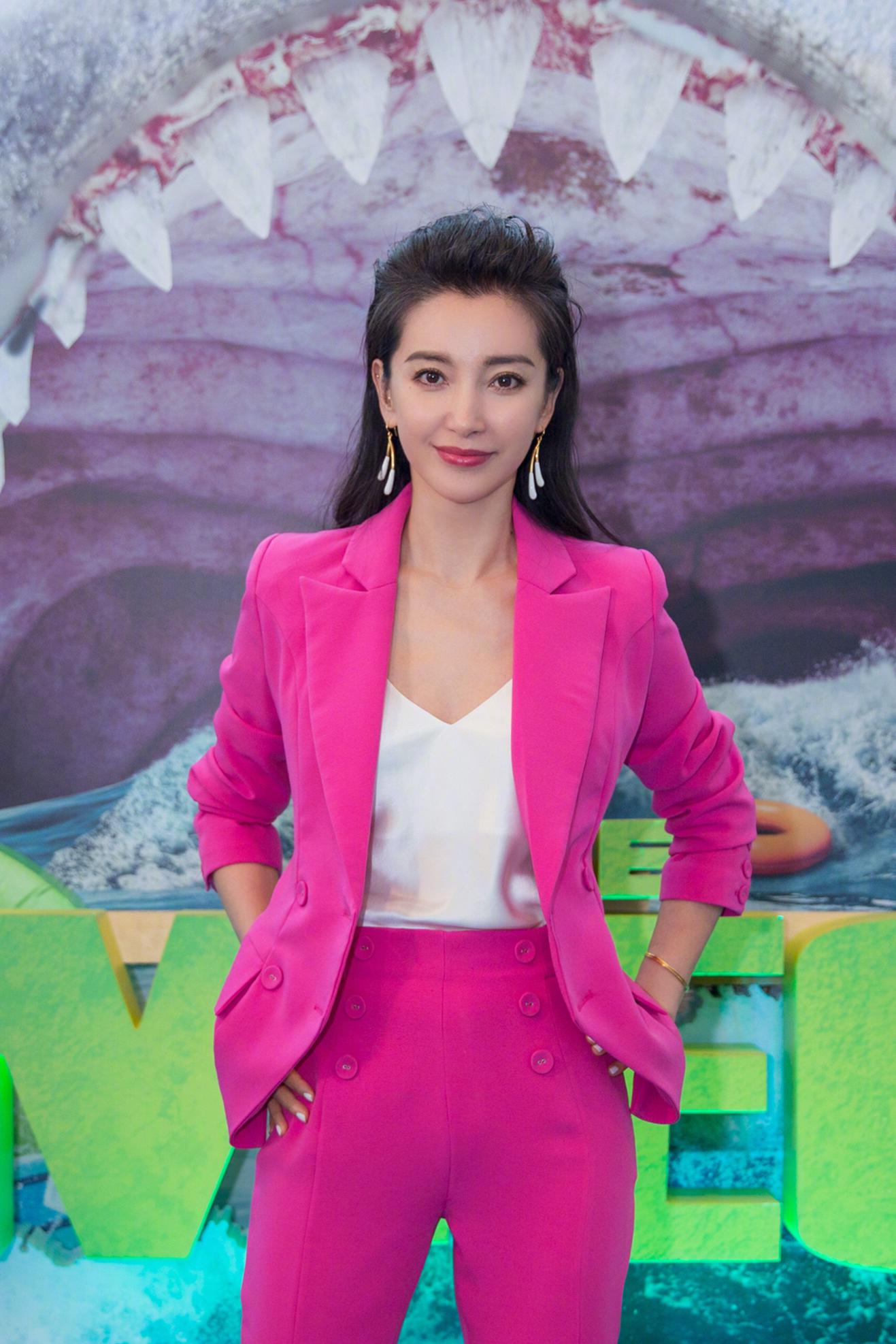 巨齿鲨|李冰冰|巨齿|好莱坞_新浪新闻