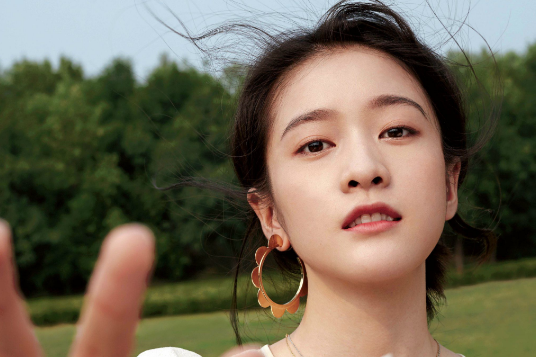 受完了郑爽和张小斐花式坐姿的暴击之后,张雪