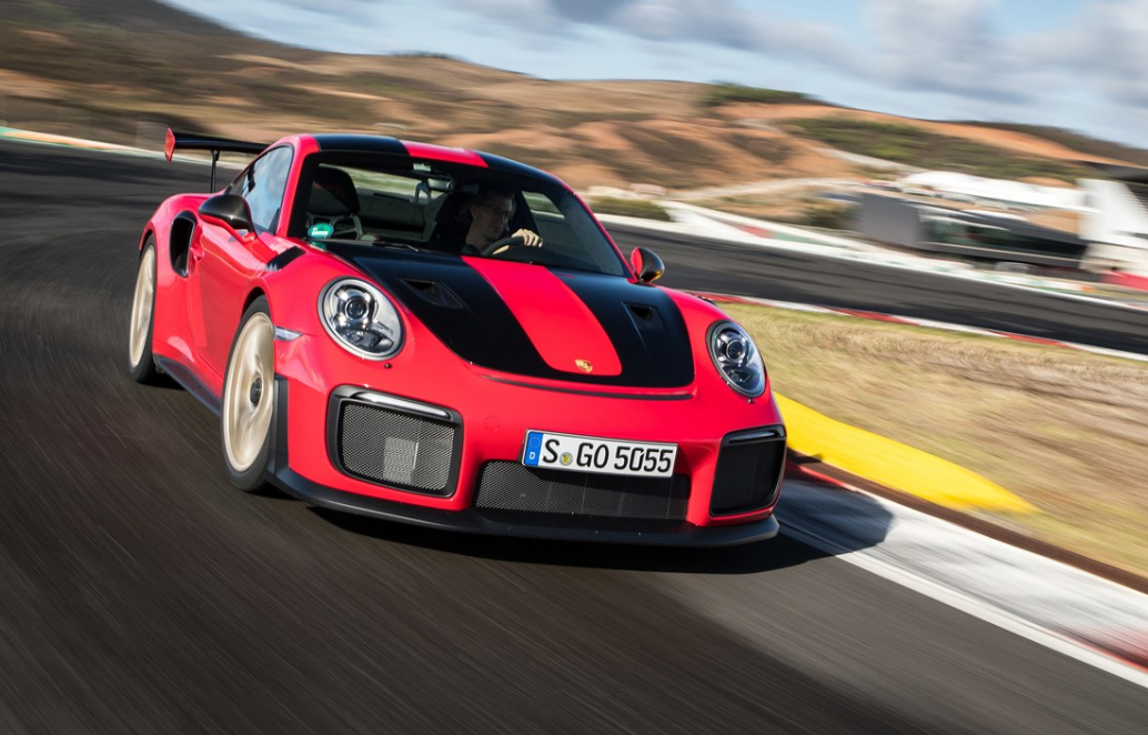 2018保时捷911gt2rs独特的部件和技术使它成为历史上最快的超跑