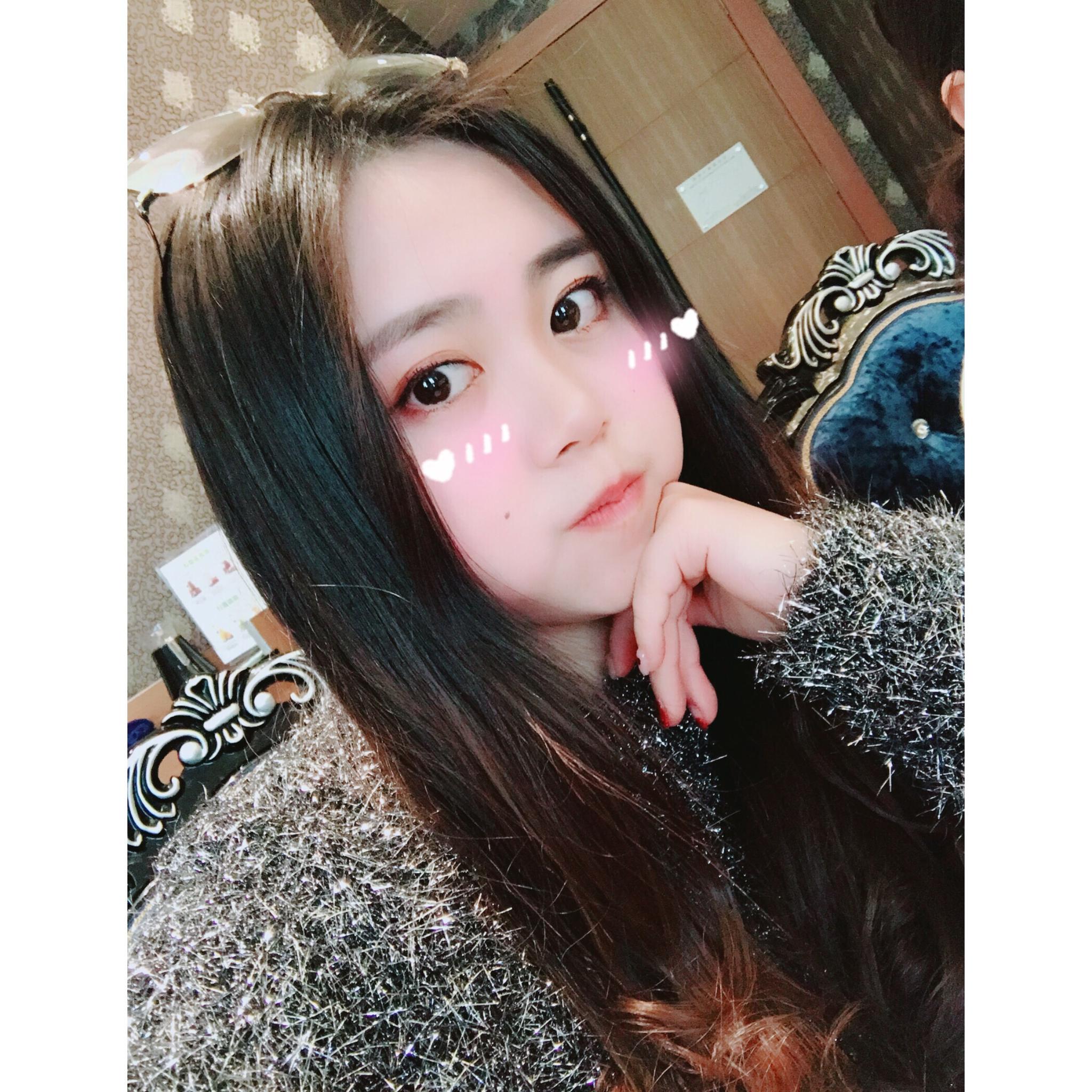 天蝎座 爱好做饭蹦迪的全能小公举